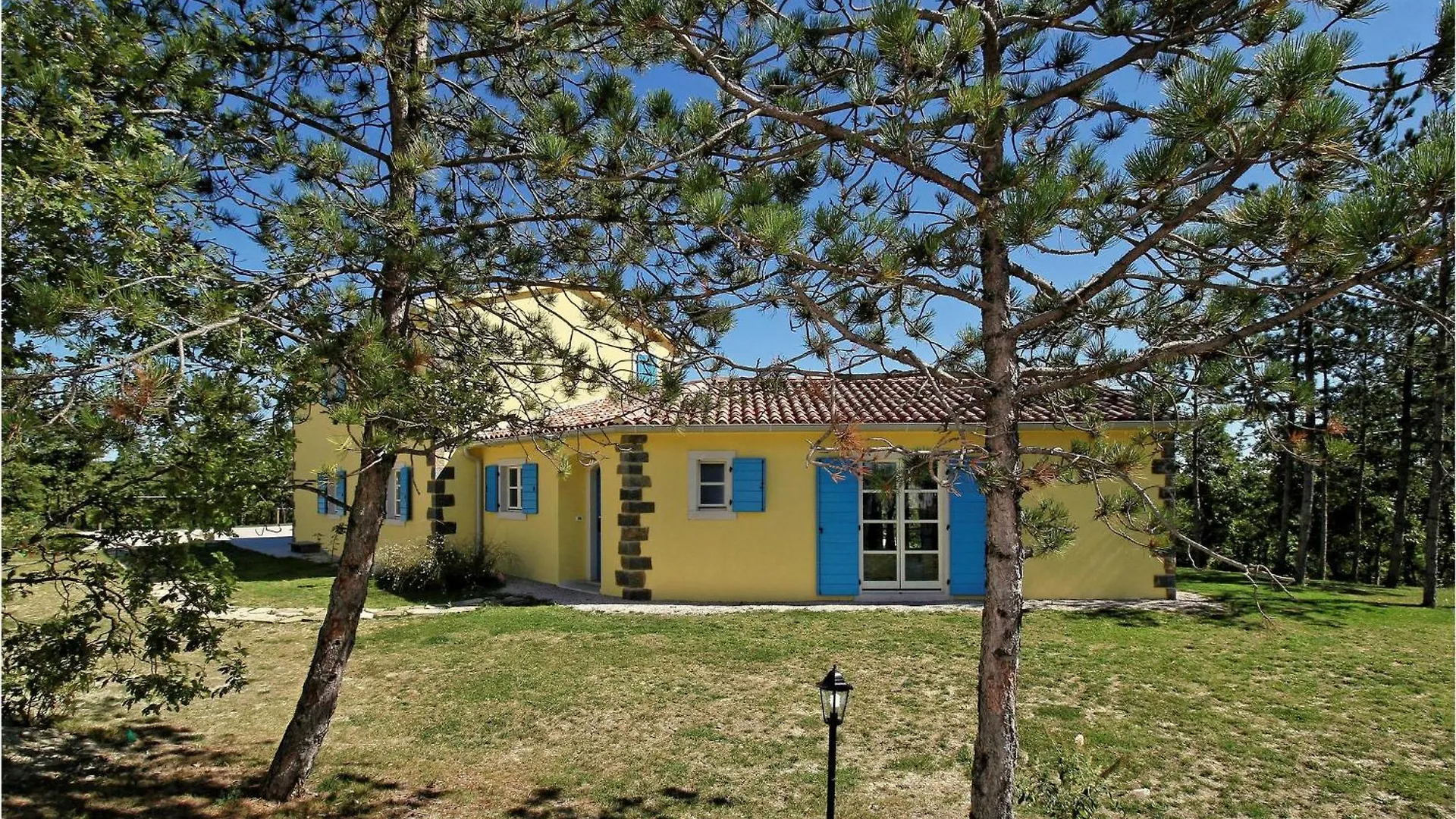 Vakantiehuis Nice Home In Pazin With Outdoor Swimming Pool Brajkovici